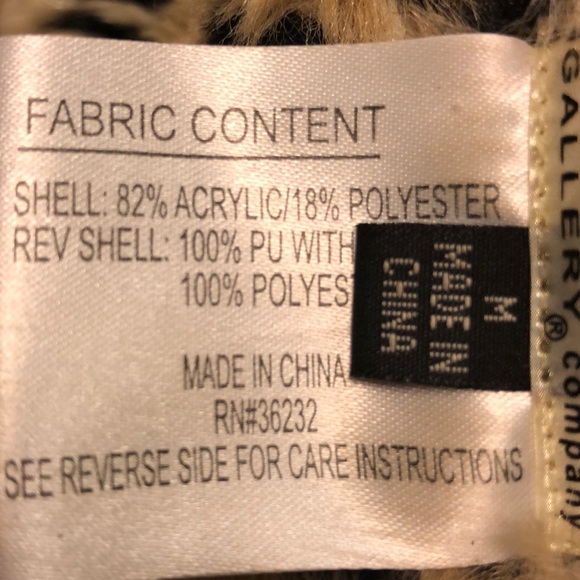 GIACCA GALLERY Faux Fur Vest-Size Medium - Picture 5 of 6